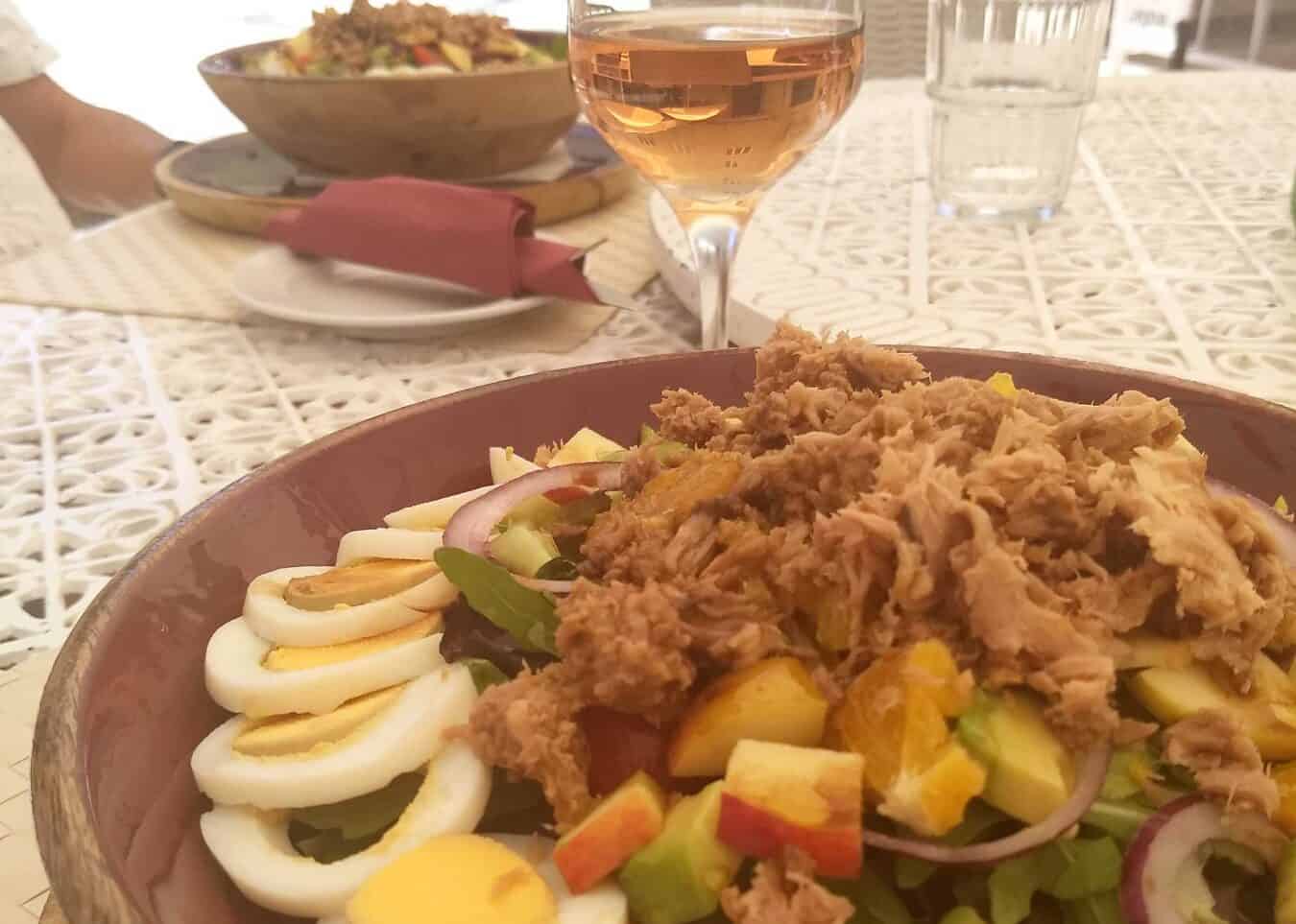 tuna salad at Portorade restuarant in ferragudo square